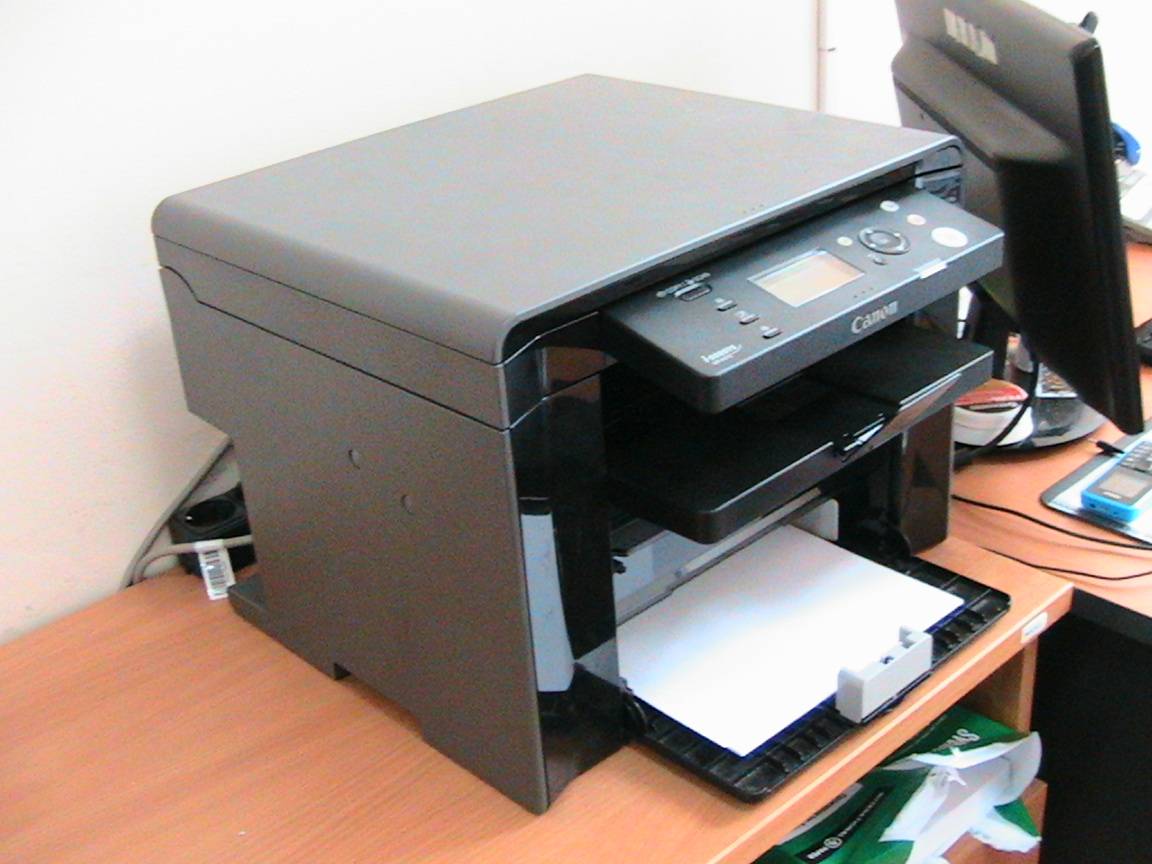 ne-skaniruet-printer-canon-mf4410.jpg